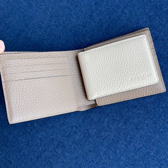 Coach 3-in-1 wallet in Colorblock w/ Horse & Carri - Picture 6 of 16